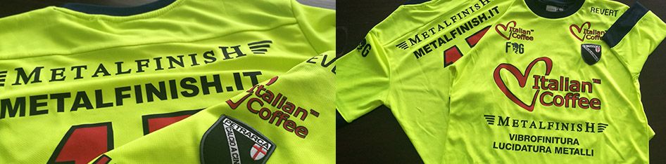Maglie del Petrarca Calcio a Cinque sponsorizzate da Metal Finish